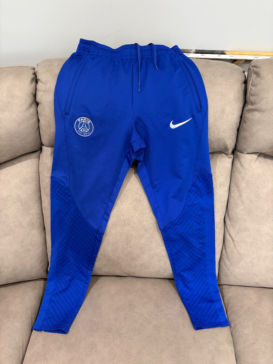 Nike PSG - blue jogging bottoms - Size M slim fit kids