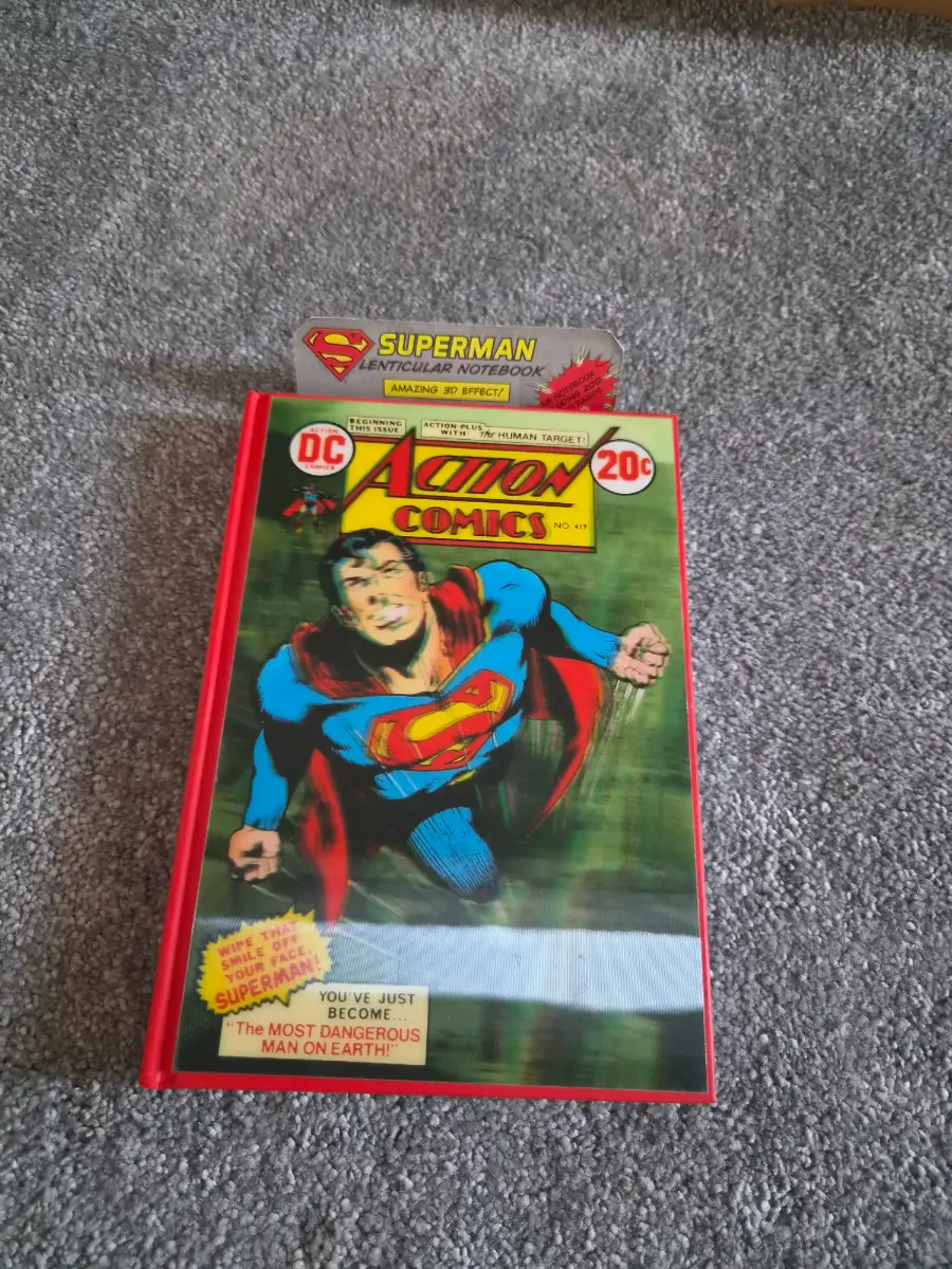Warner Bros - Superman Book