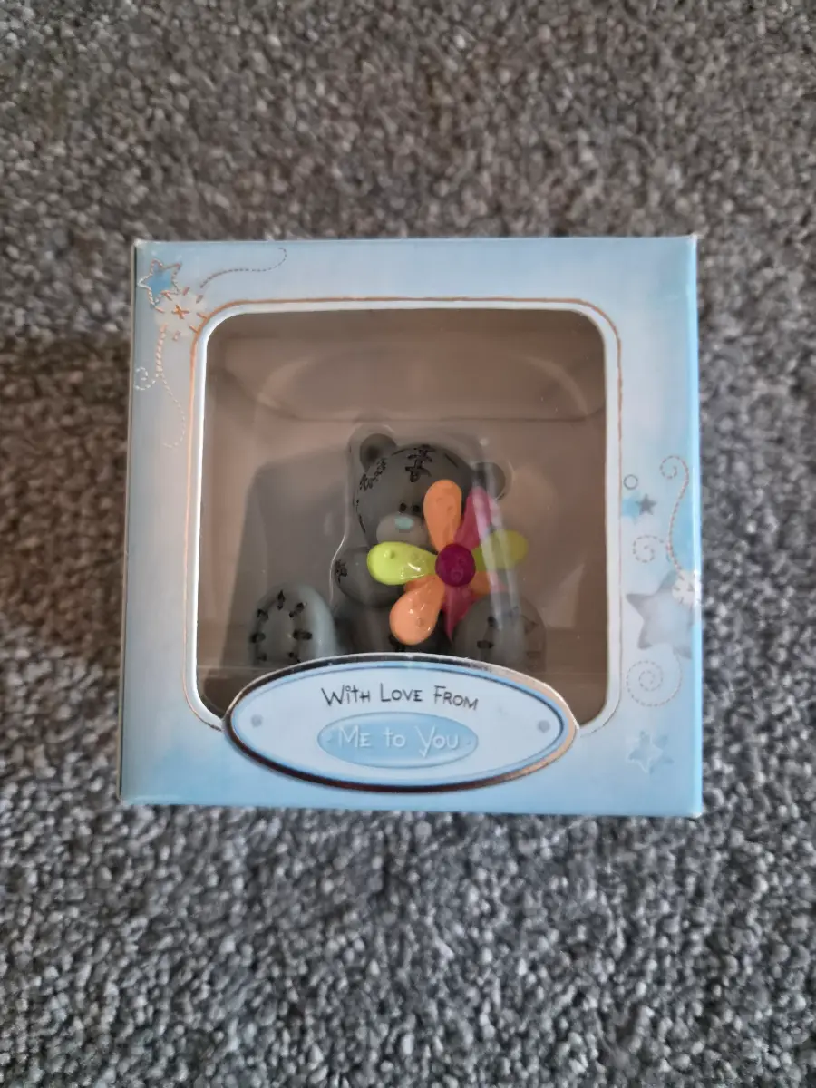 Figurine Collectable No6 - Carte Blanche