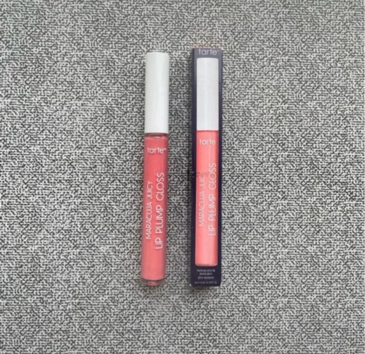 Tarte ~ Maracuja Juicy Lip Plump Gloss ~ White Peach ~ Full Size ~ New In Box ~ Unopened