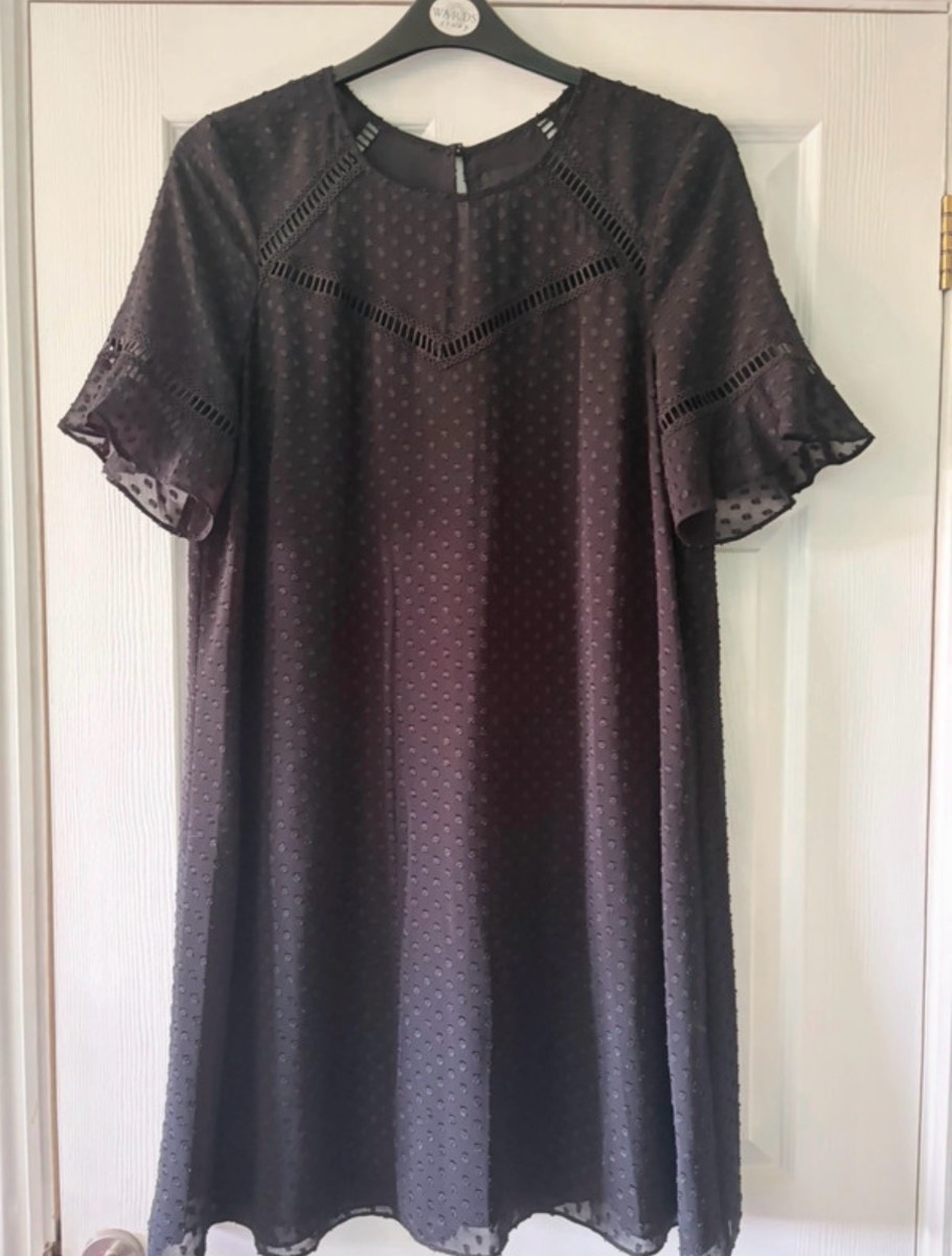 Black / navy Phase eight Anjelica swing top size 14