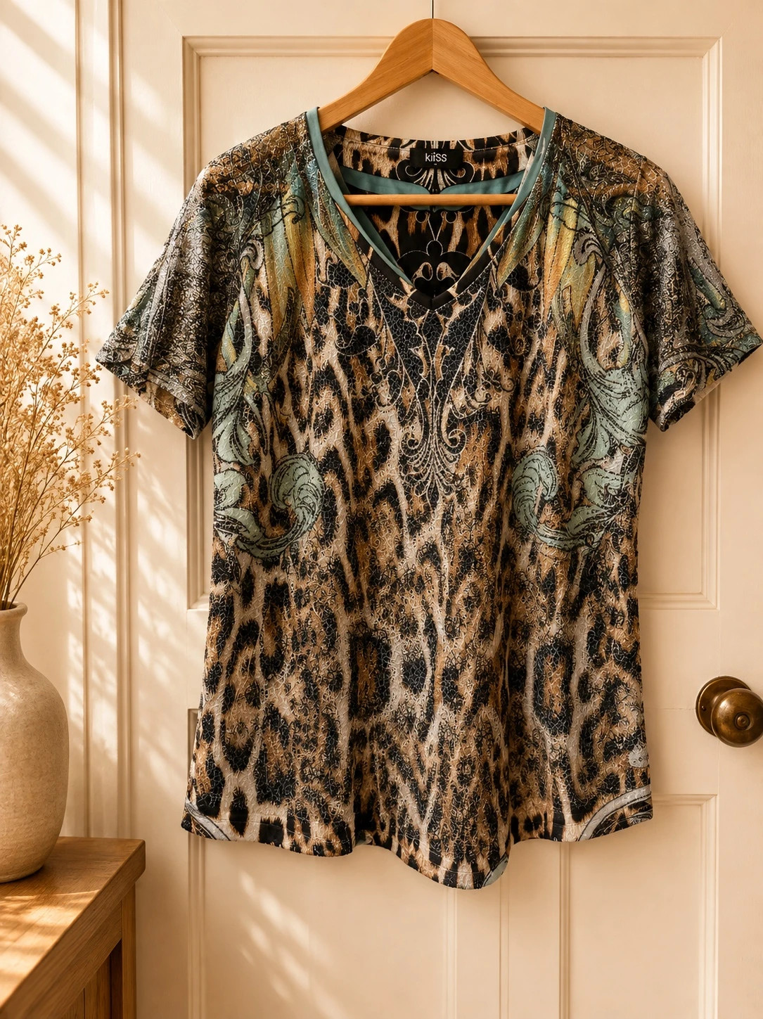 KiSS Animal Paisley Print Tunic Top – Size Small