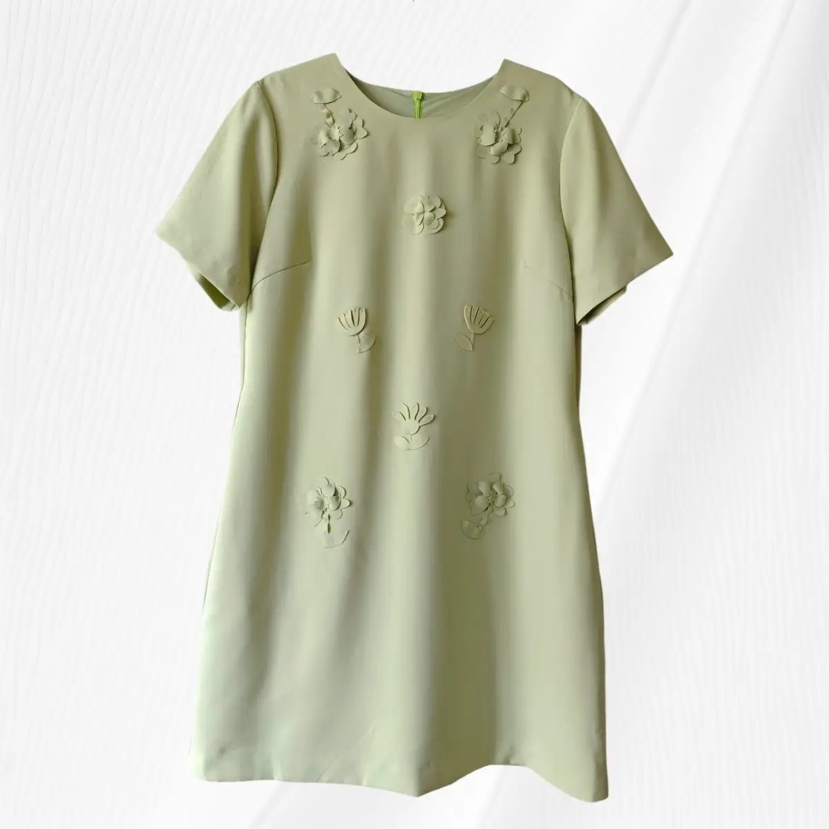 Elegant Green Floral Embroidered A-Line Dress with Pockets | Size 12-14 | NWOT
