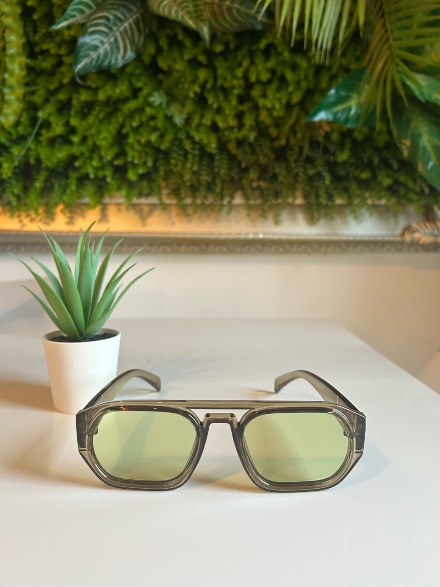Premium Retro Translucent Olive Green Aviator Sunglasses – Tinted Lenses