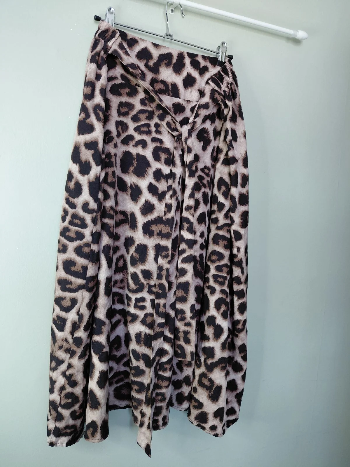 Leopard print skirt