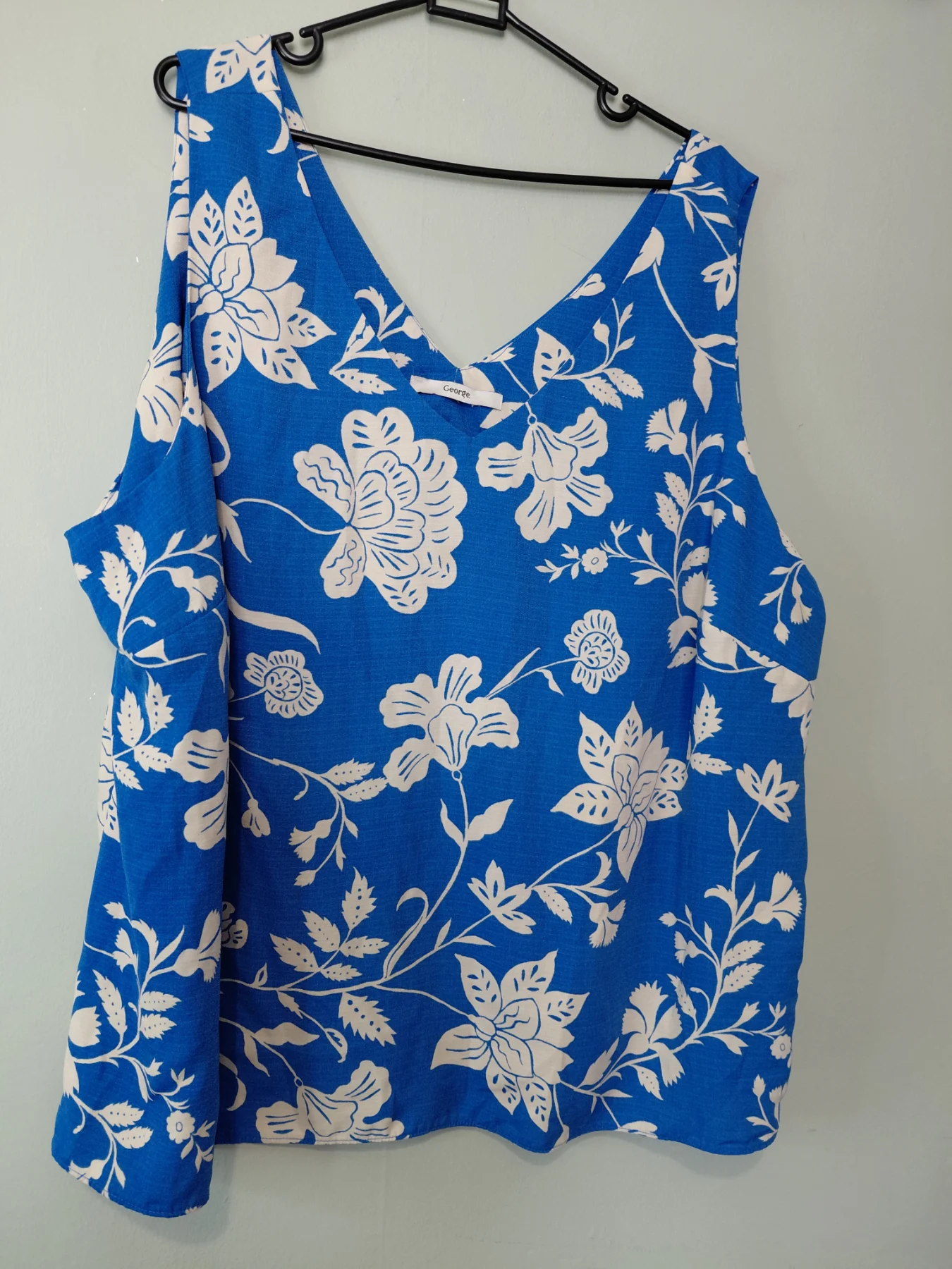 Sleeveless top
