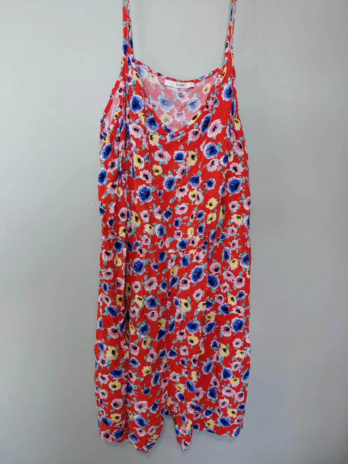 Play suit shorts size 24