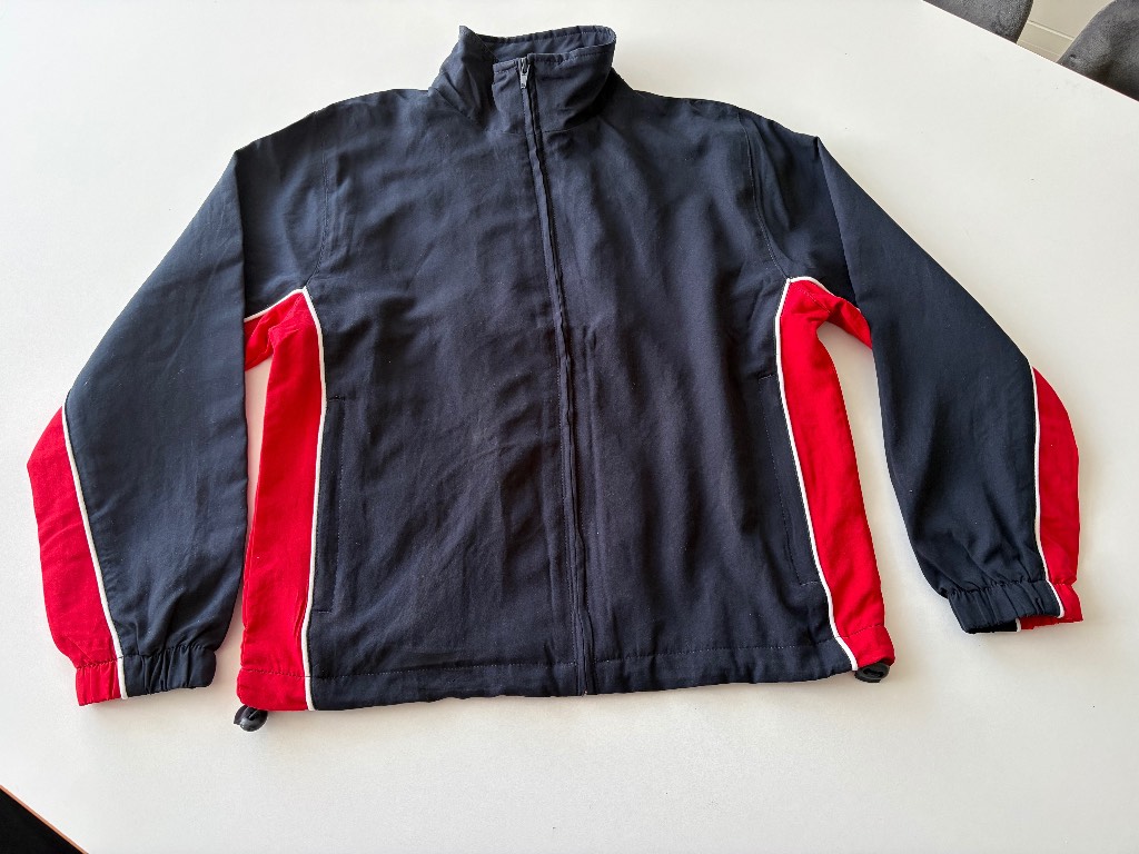 Finden & Hales track top Age 9-10