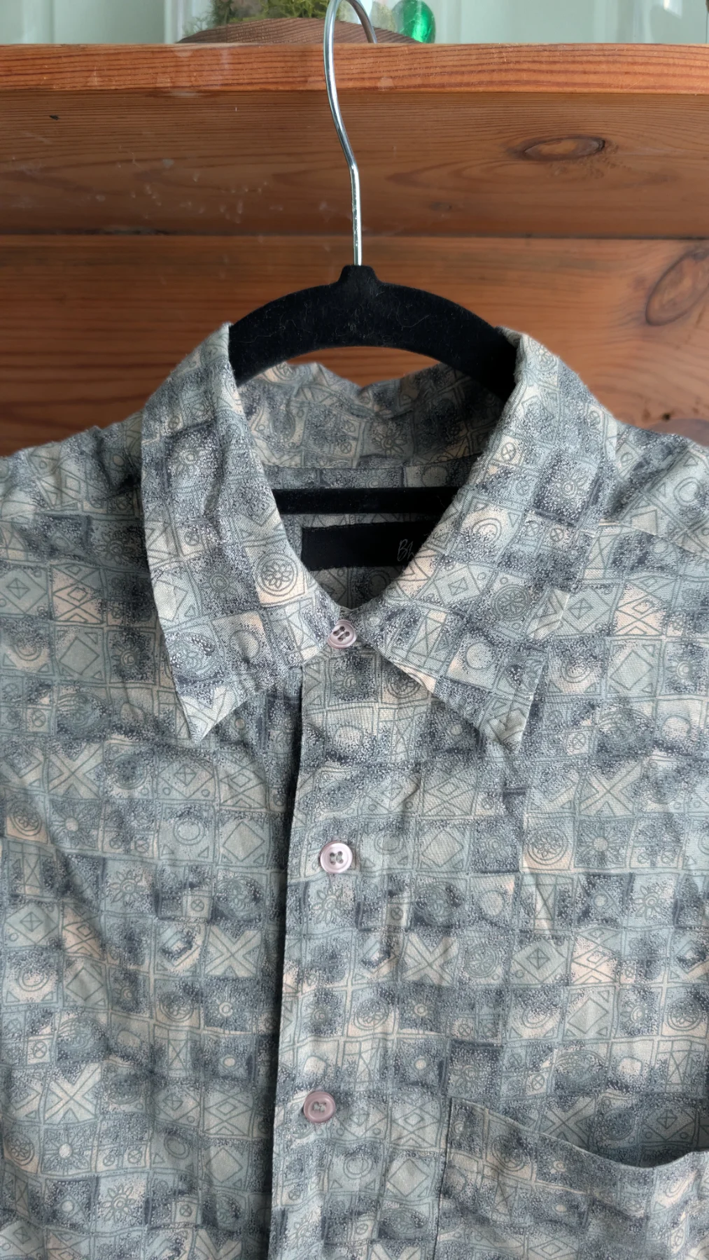Mens 90s style geometric button up shirt - size small - BHS