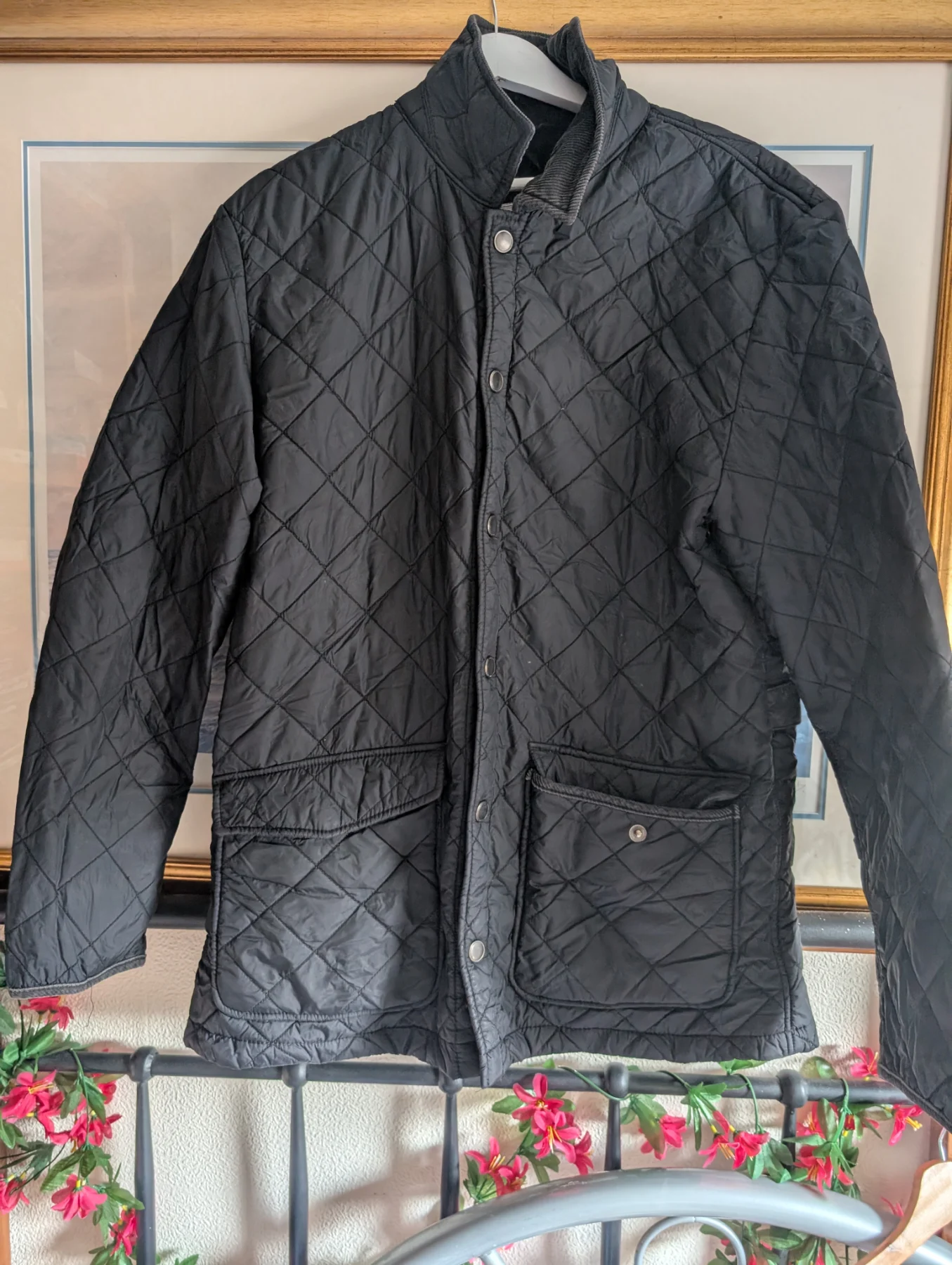 Howick mens black quilted jacket size L