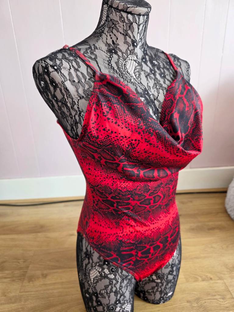 Red and black cowl neck swim