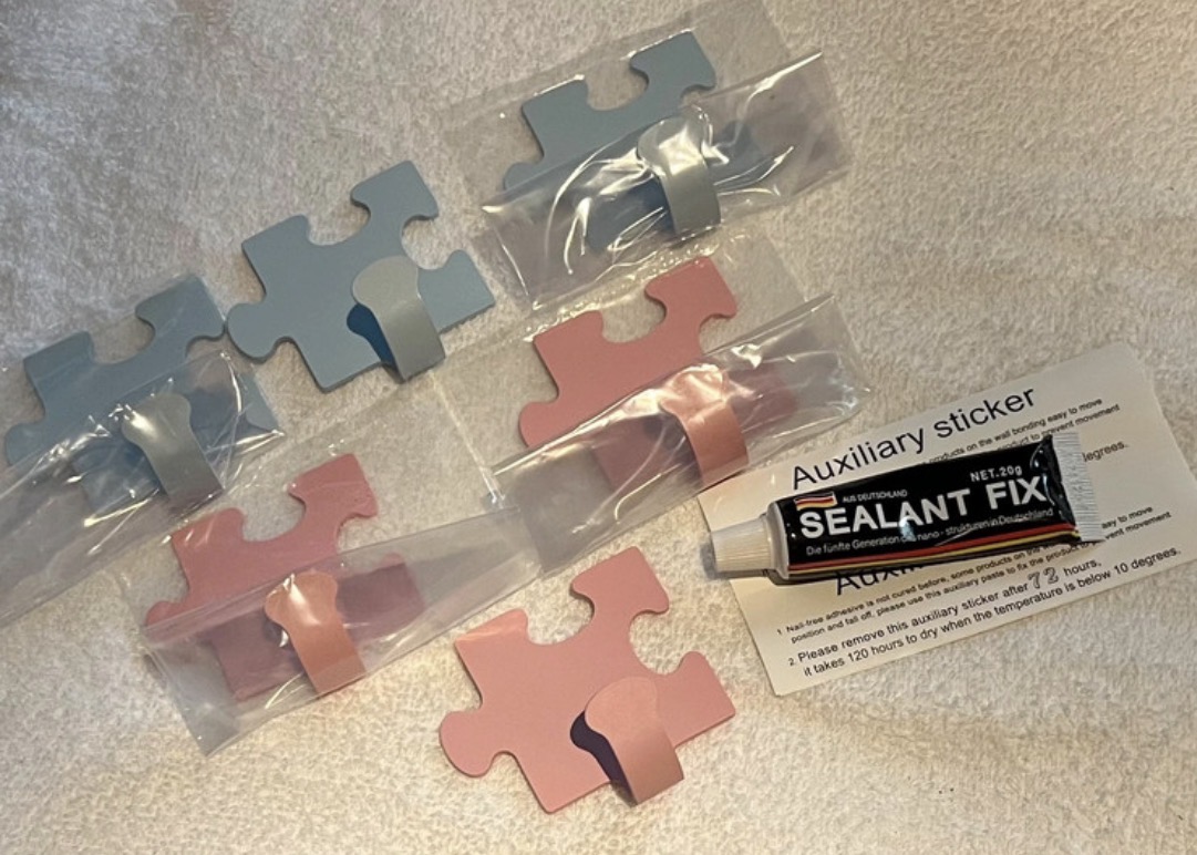 6pcs Jigsaw Shaped Towel, Dressing Gown Hooks