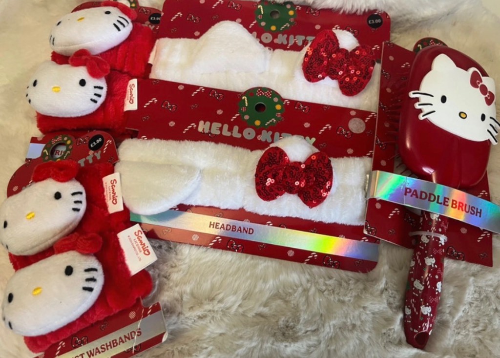 Children's Hello Kitty Bath Time Bundle