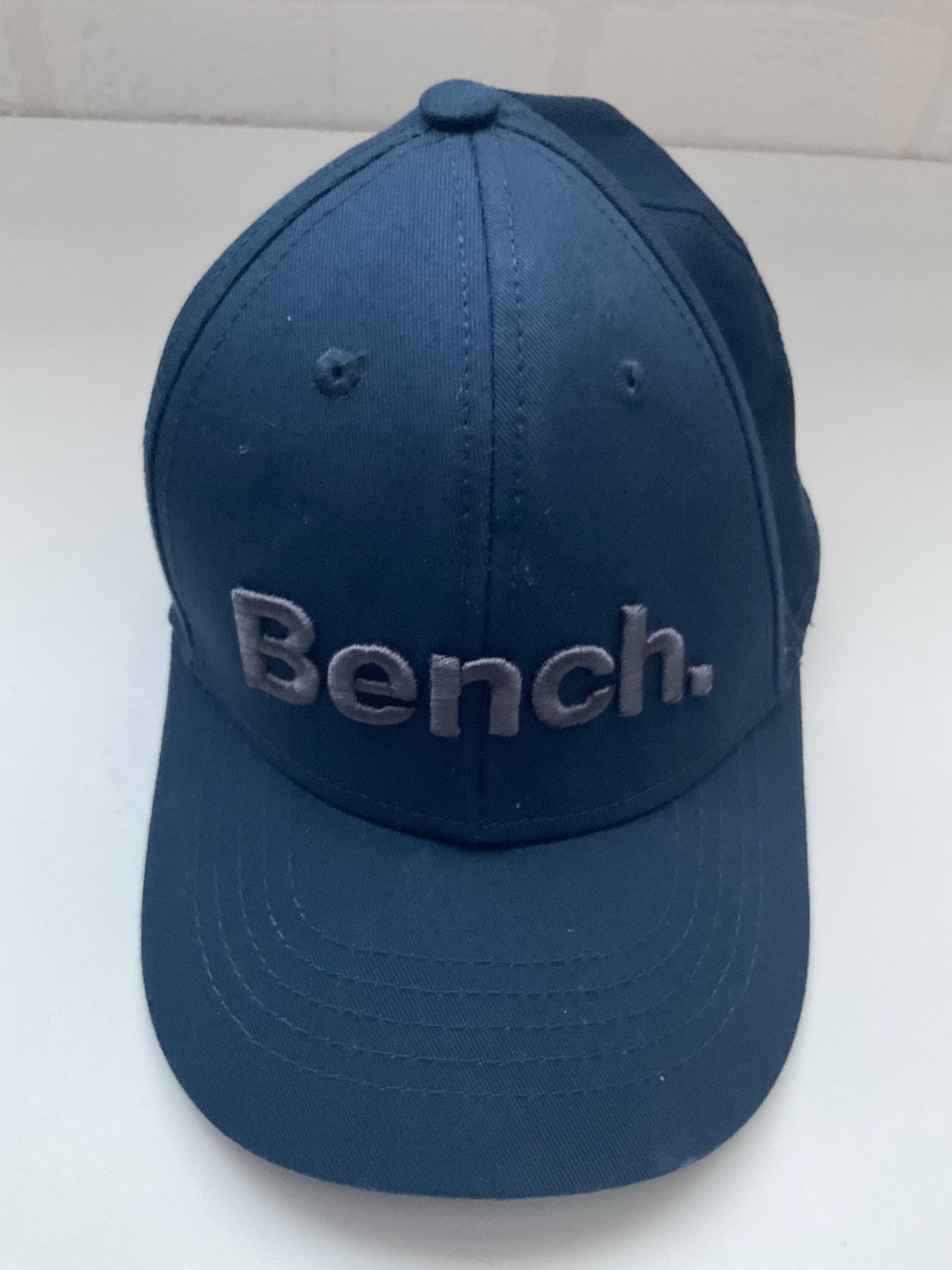 Bench cap navy blue one size