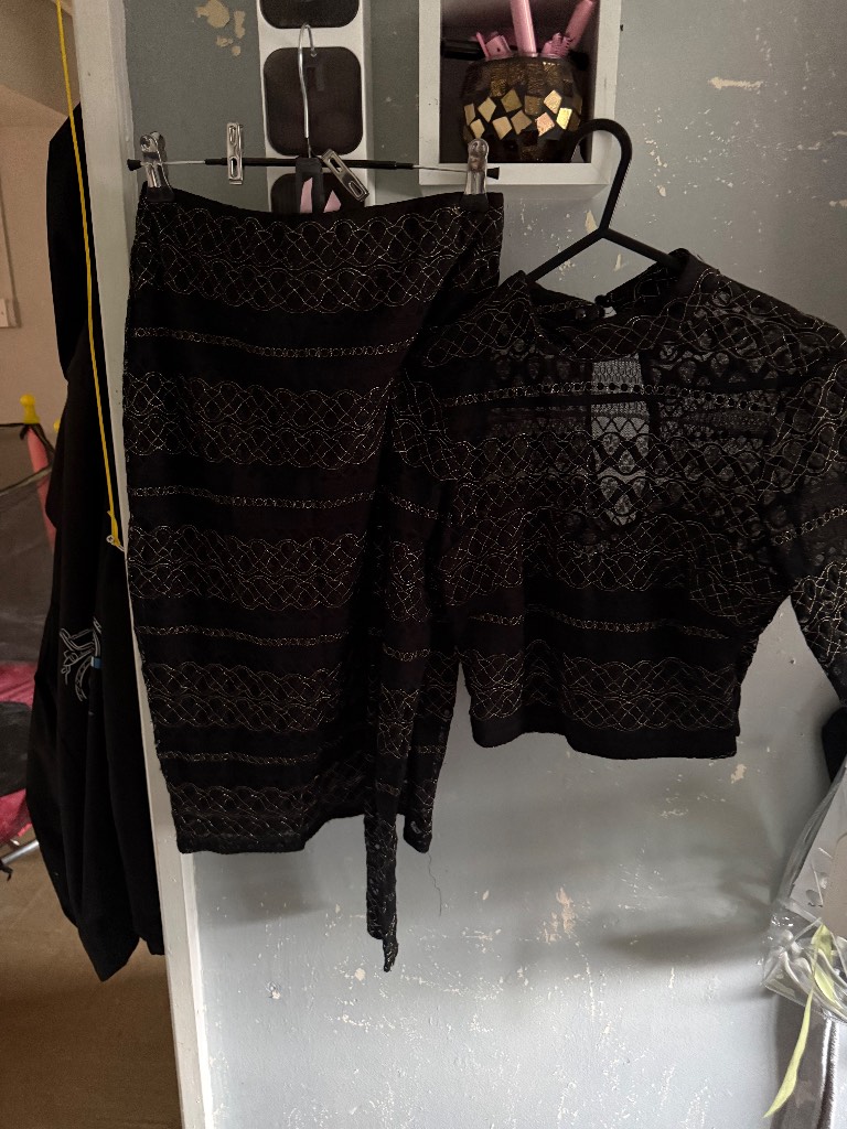 Lipsy London set