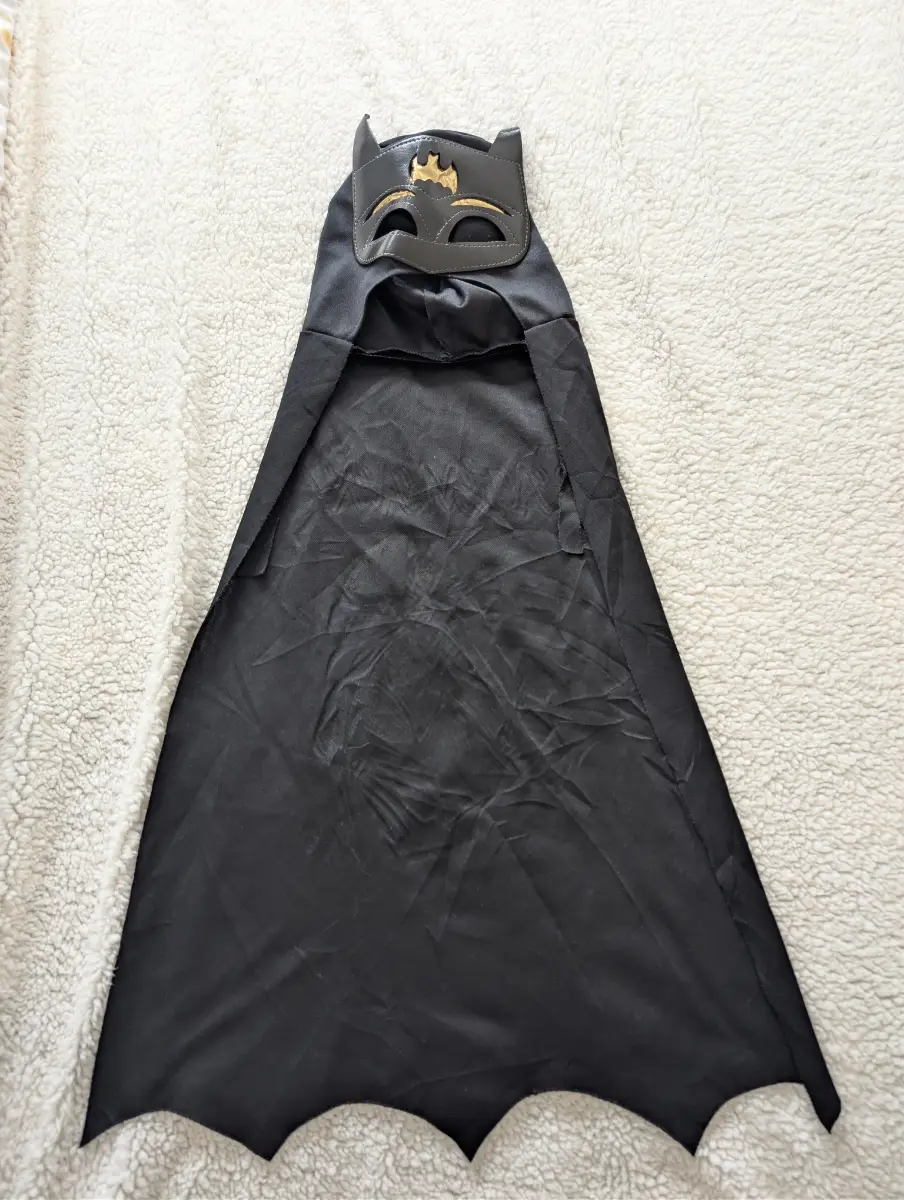Batman Cape & Mask Fancy Dress Costume | Unisex | Age 4–5 Years | Excellent Condition
