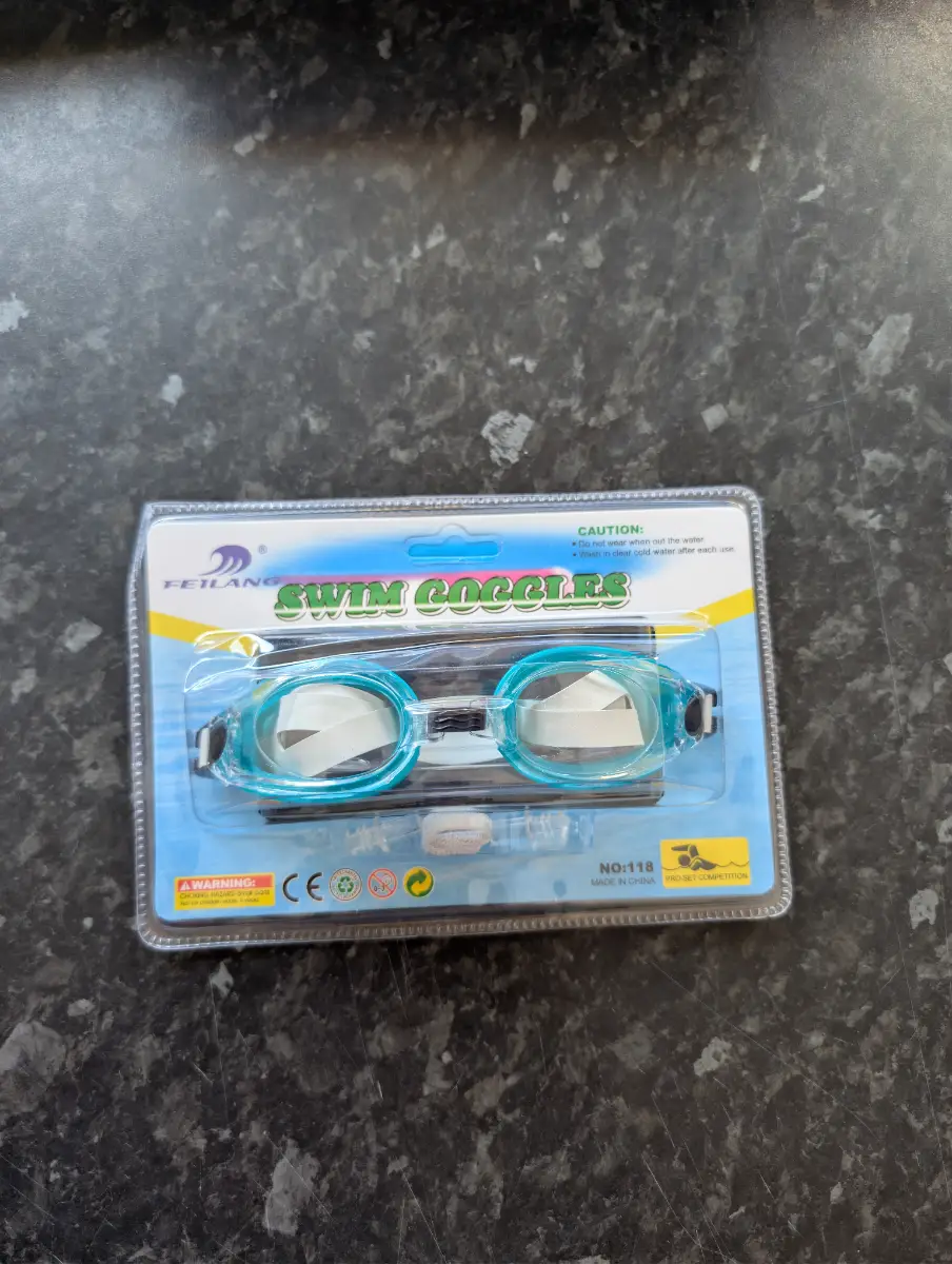 Feilang Kids Swim Goggles Set | Blue | Anti-Leak Swimming Goggles with Nose Clip & Earplugs