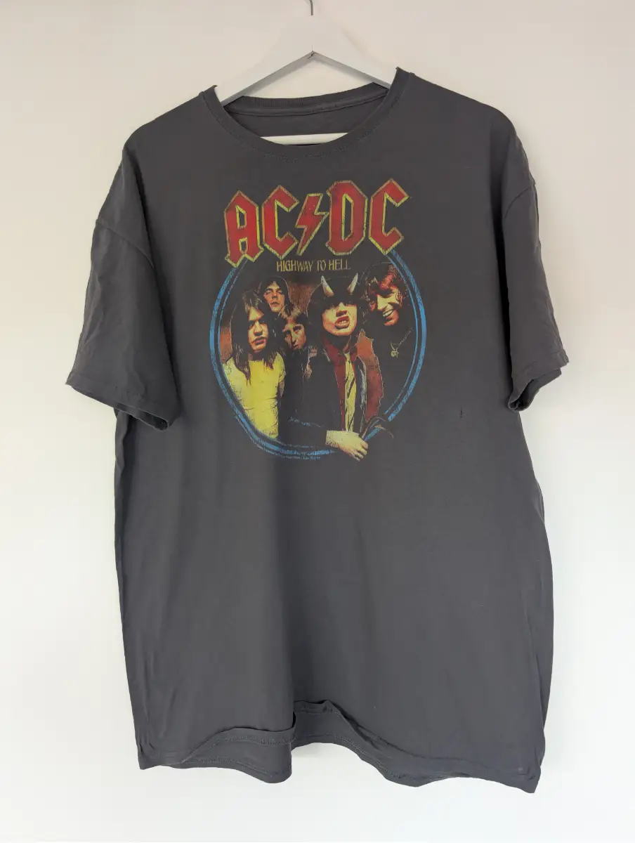 AC/DC Highway To Hell Band T-Shirt 🎸⚡ | M/L | Vintage Rock Tee