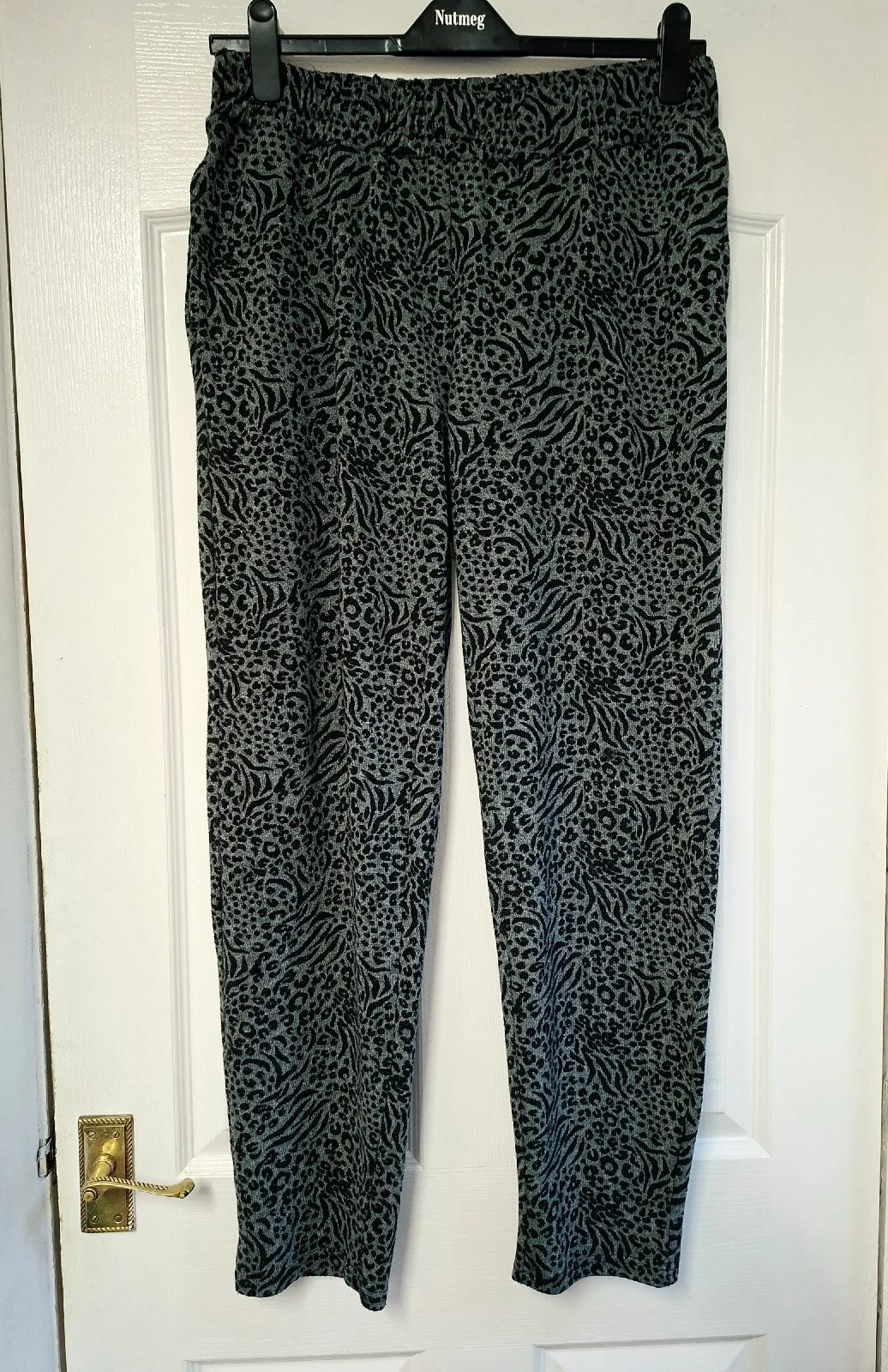 Leopard print trousers with pockets size 18