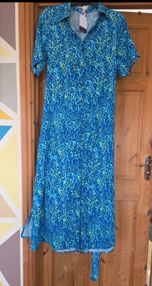 sarta dress size medium