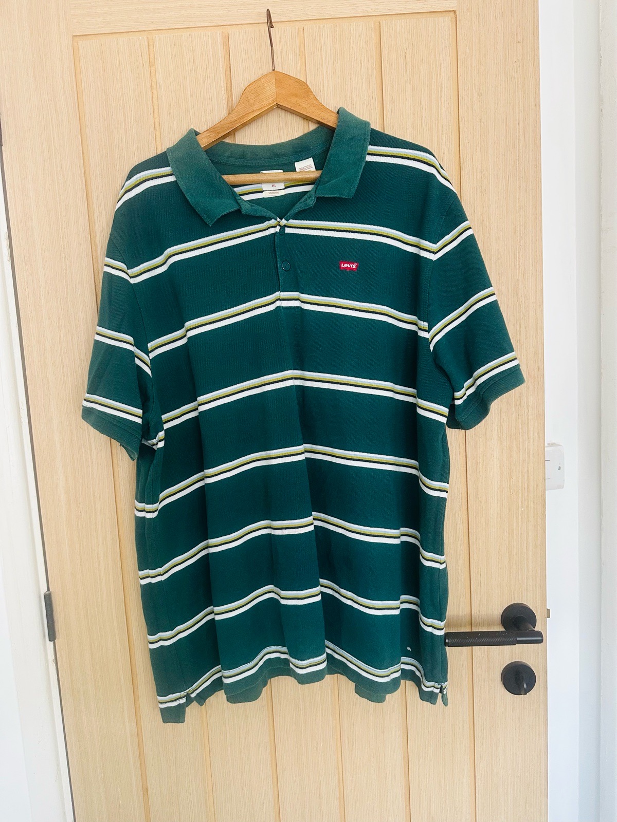 Levi polo XXL great Condition cotton rich