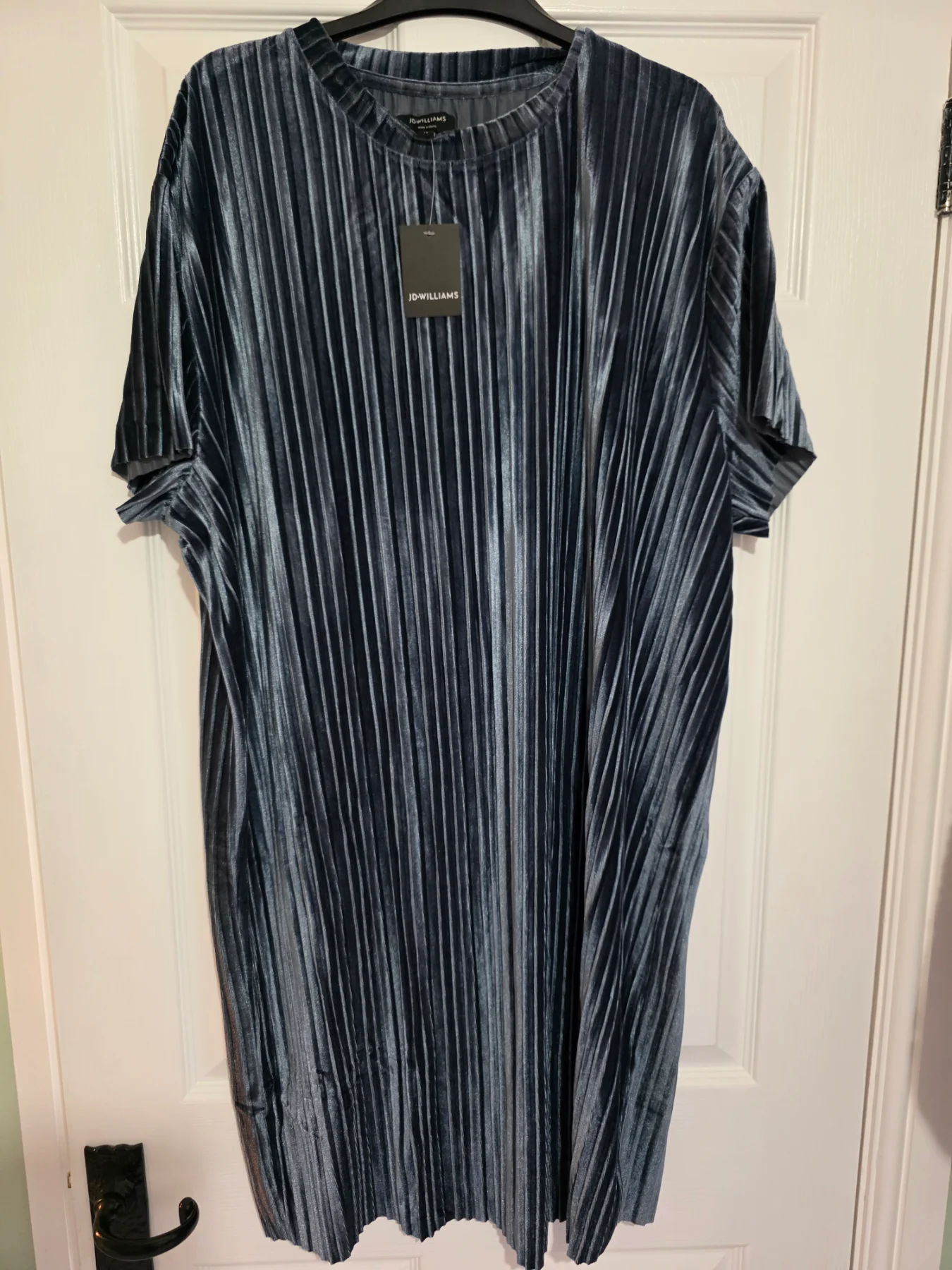 Jd williams Velvet Feel Stripped dress size 18