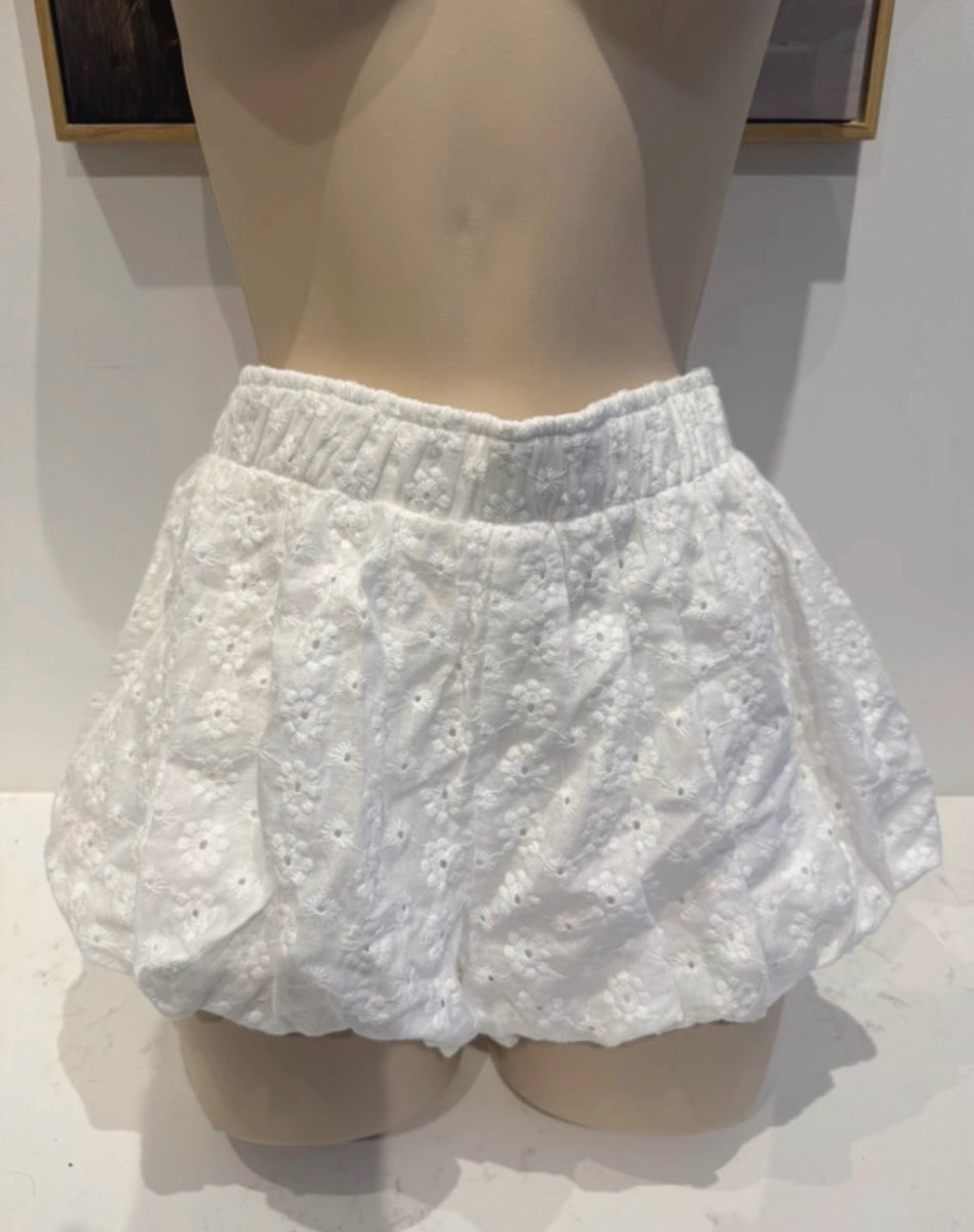 White fox boutique white embroidered skort RP £40