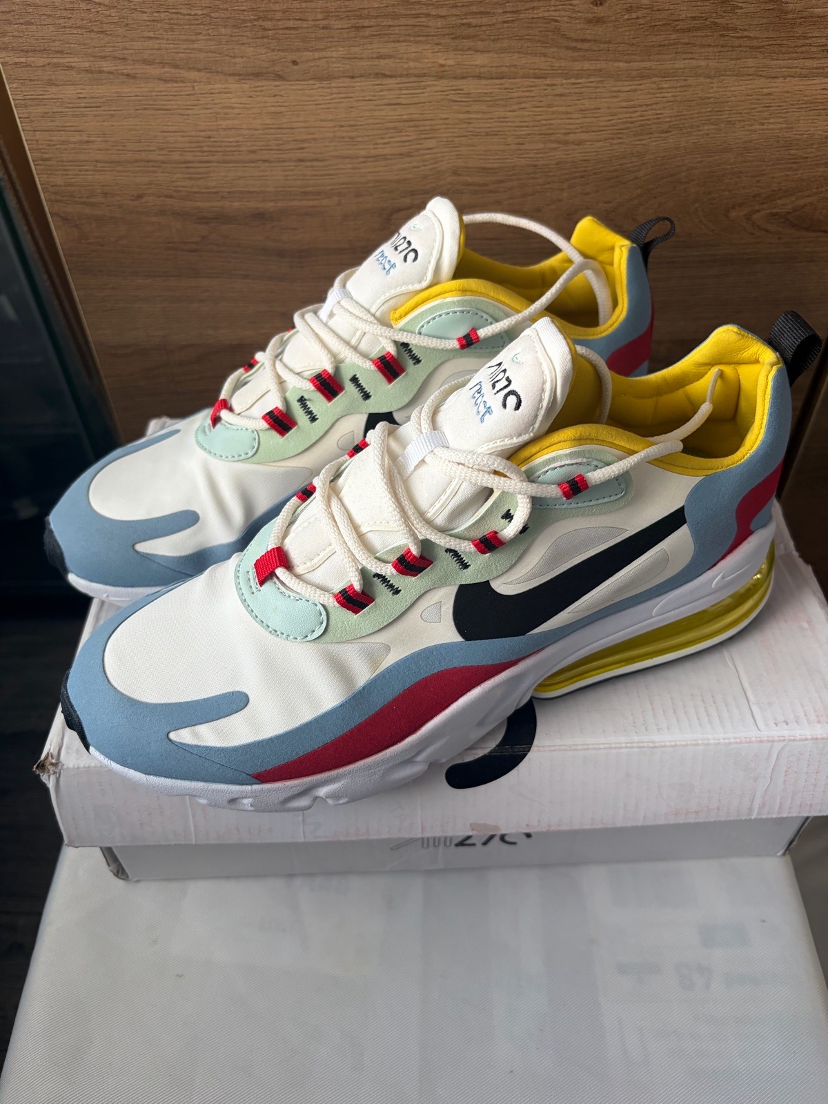 Nike Air Max 270 React - UK9