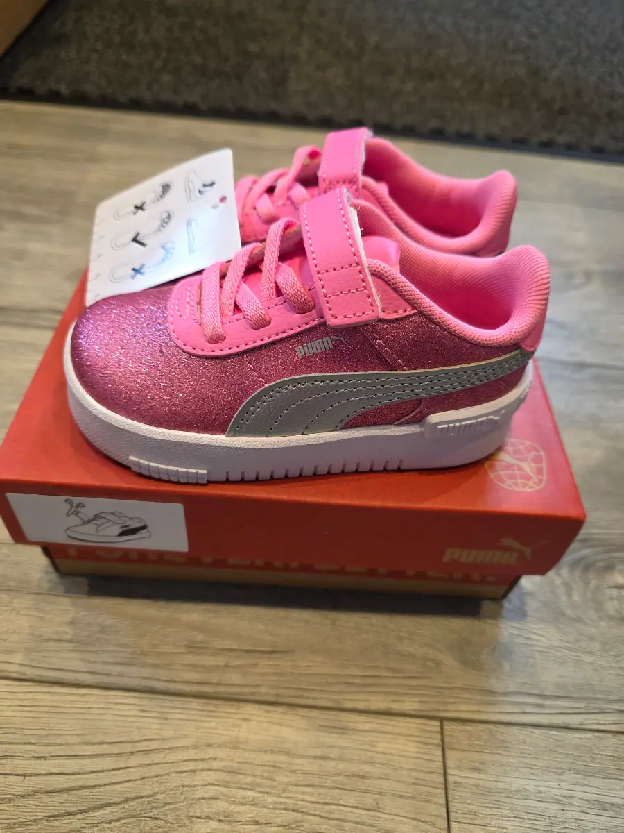 Puma girls toddler trainers size 6