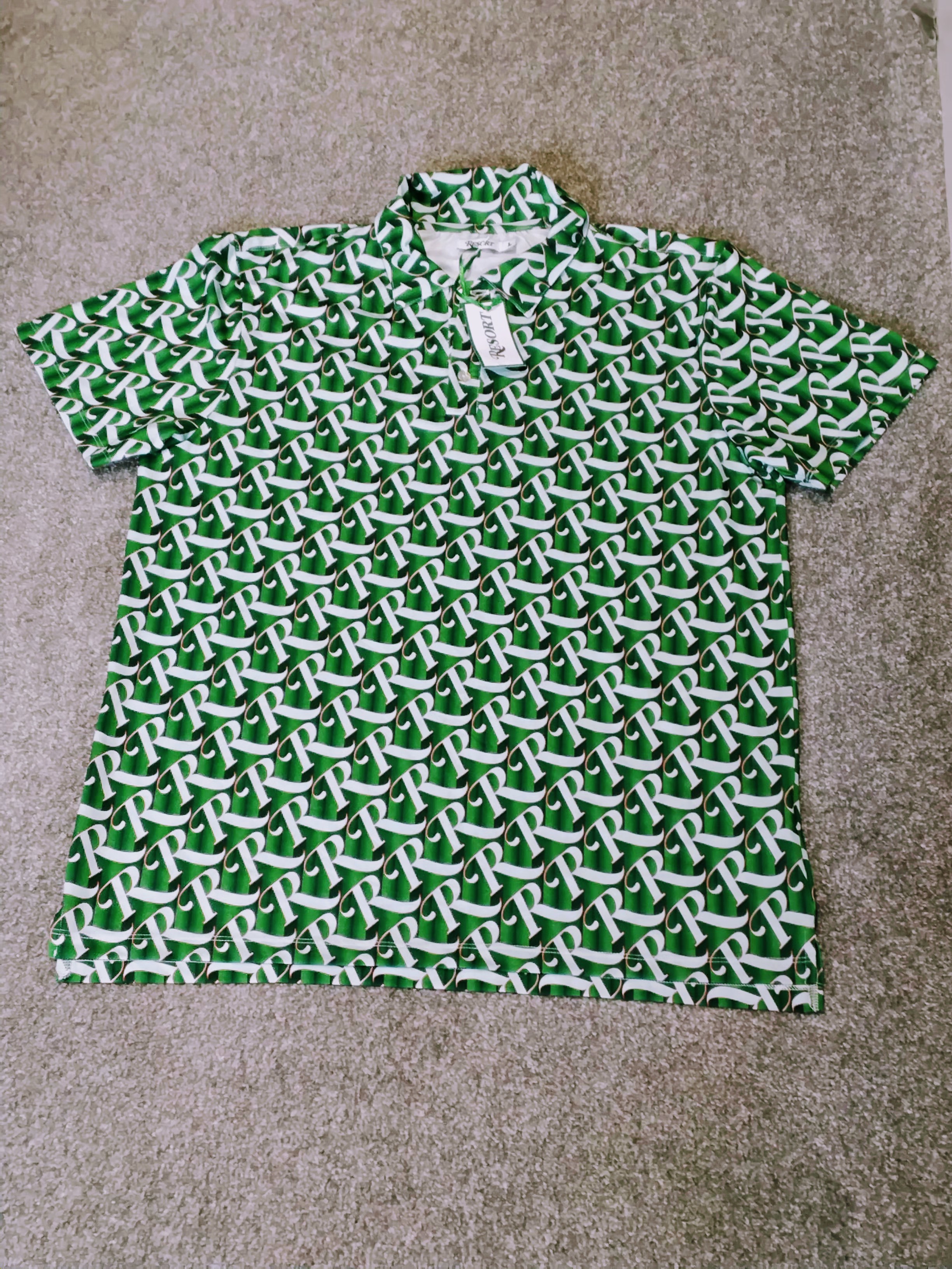 ​Resort Men's All-Over 'R' Monogram Print Polo Shirt – Green & White Size L