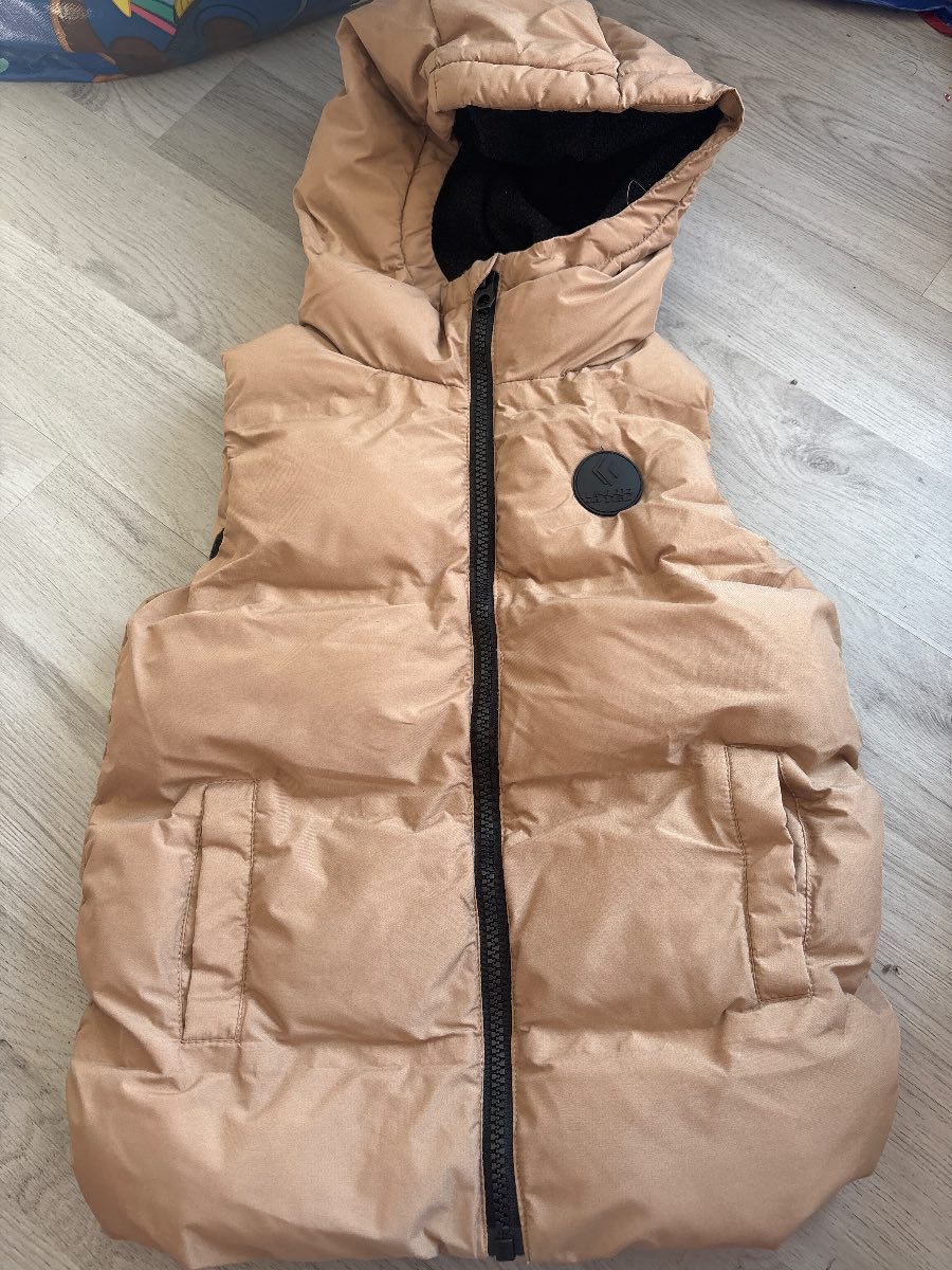 Brown body warmer