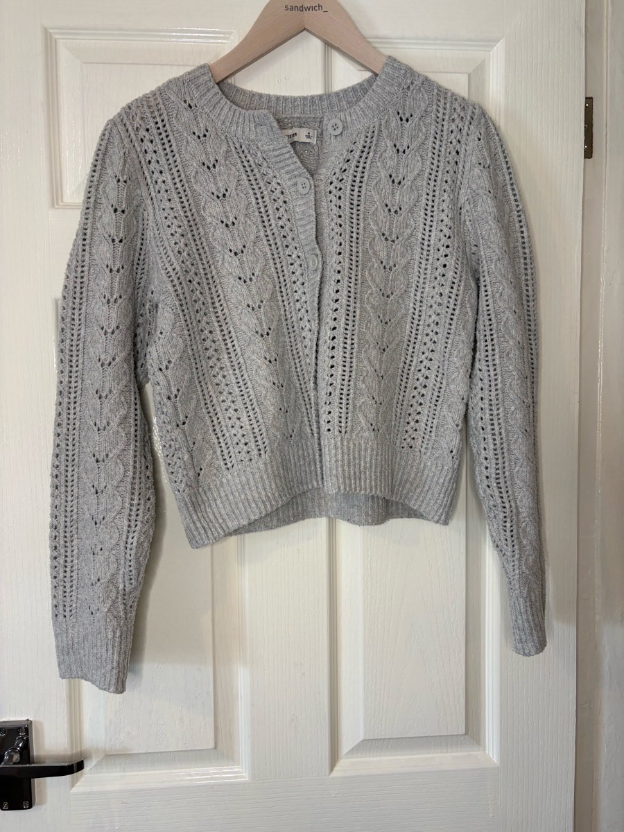 Hollister Grey Cable Knit Cardigan Size M