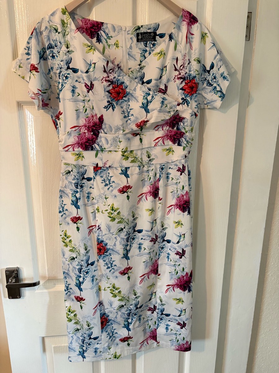 Lady Vintage London Floral Bird Wiggle Pencil Dress UK 14 Made in London