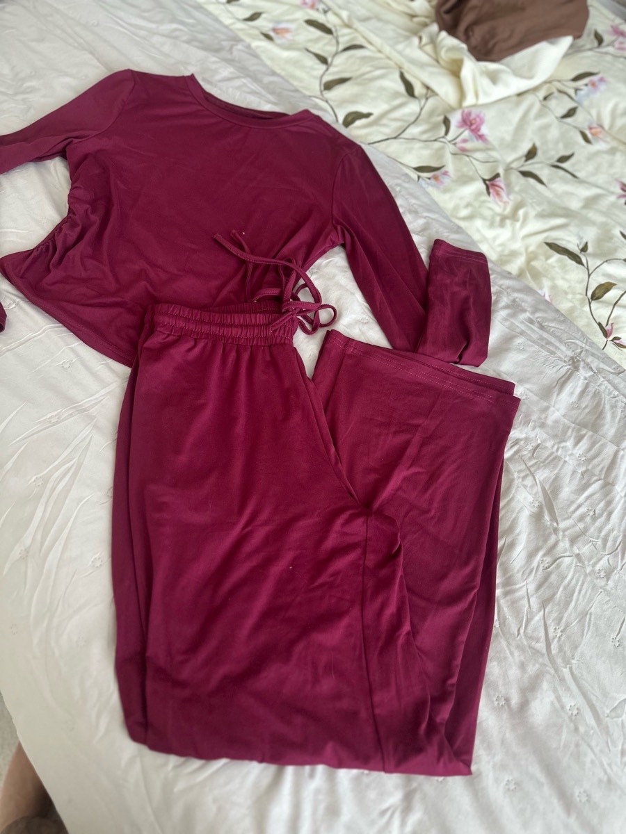 Burgundy Ruched Loungewear Co-Ord Set – Size M (UK10–12) – Soft Jersey Top + Joggers – Excellent Con