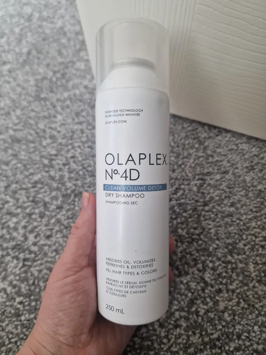 OLAPLEX No.4D Clean Volume Detox Dry Shampoo 250ml – New & 100% Authentic