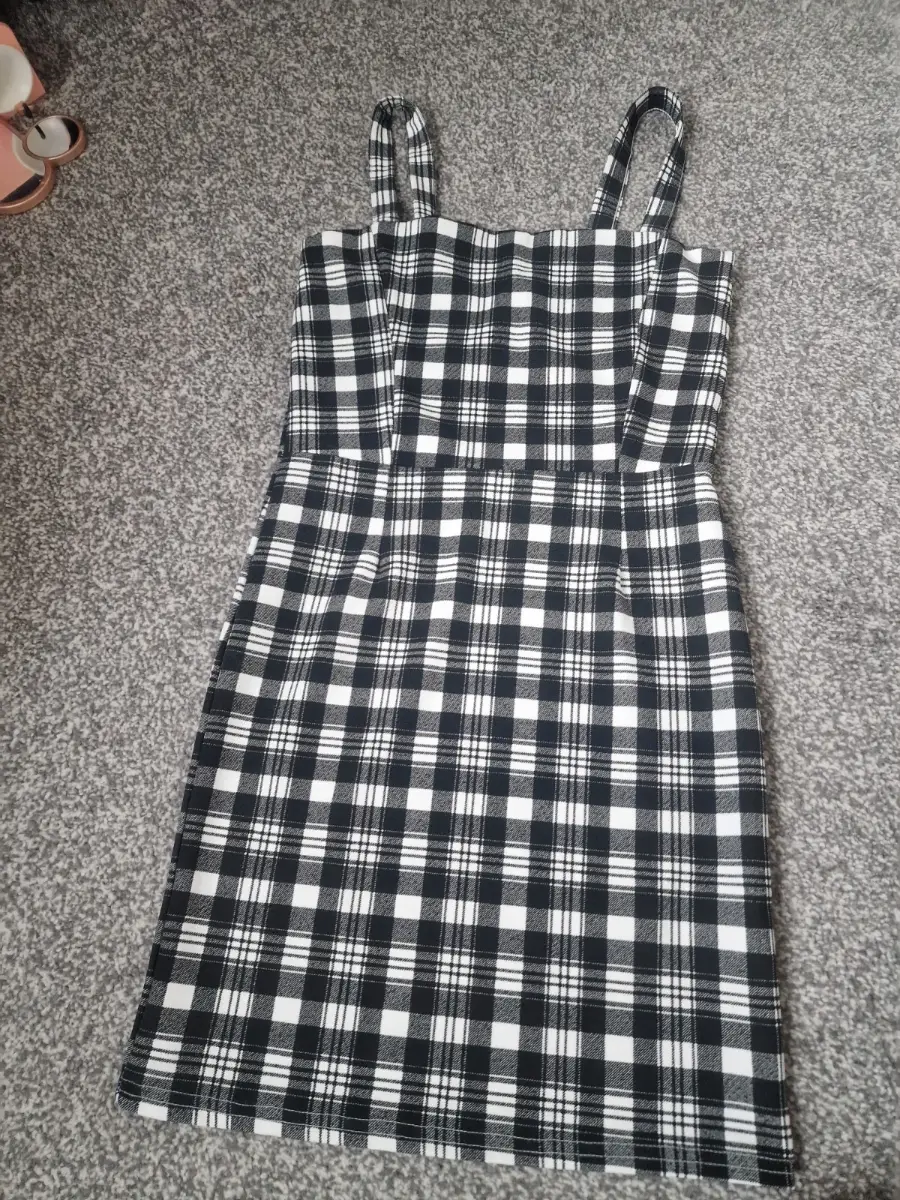 Boohoo Black & White Tartan Check Bodycon Mini Dress – UK 10