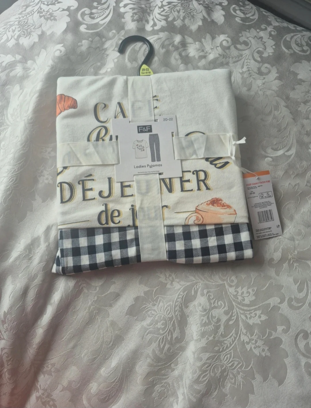 F&F ladies 100% cotton Pyjamas size 20-22 BNWT