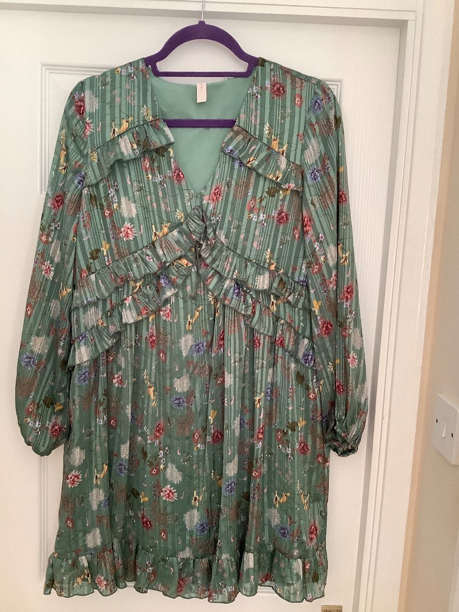 YAS Green and Floral Boho Dress size 12