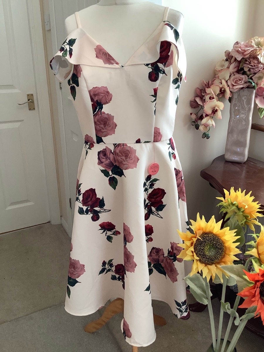 Chi Chi floral tea dress size 14