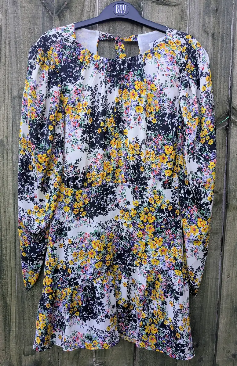 Topshop size 10 petite long sleeve open back tea dress