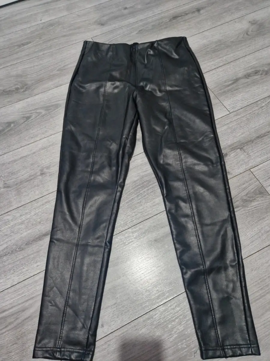 Wet look leggings size 16