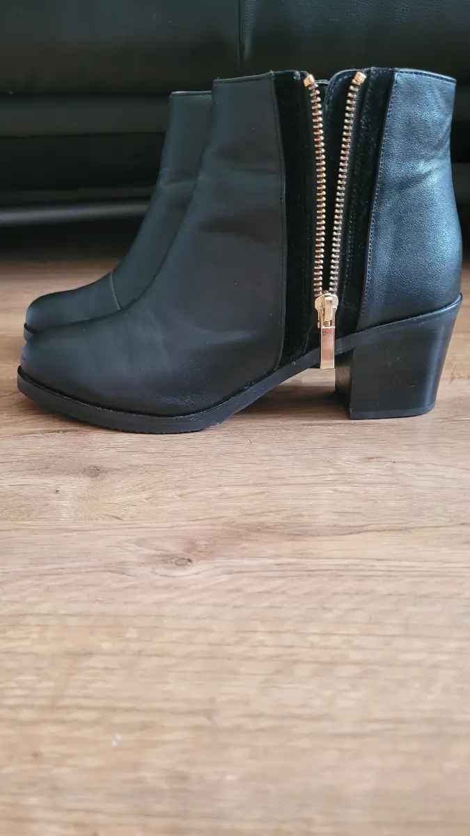 Orintal Traffic black boots UK 3-4