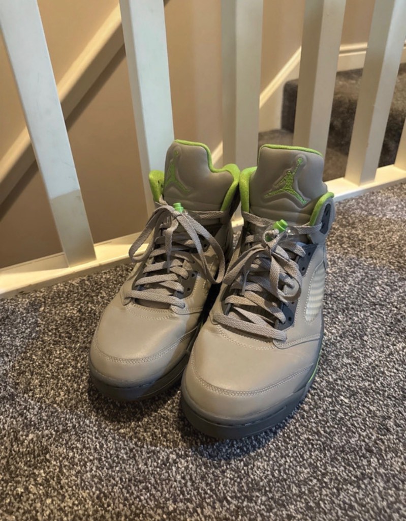 Men’s air Jordan 5 retro green bean size 11