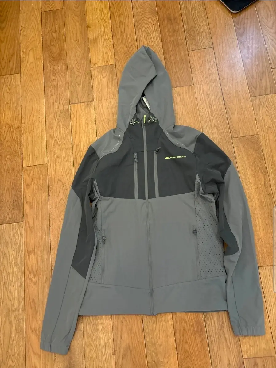 Mens Monterrain Windbreaker Size Small