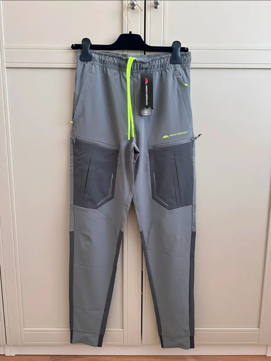 Mens monterrain joggers size XS