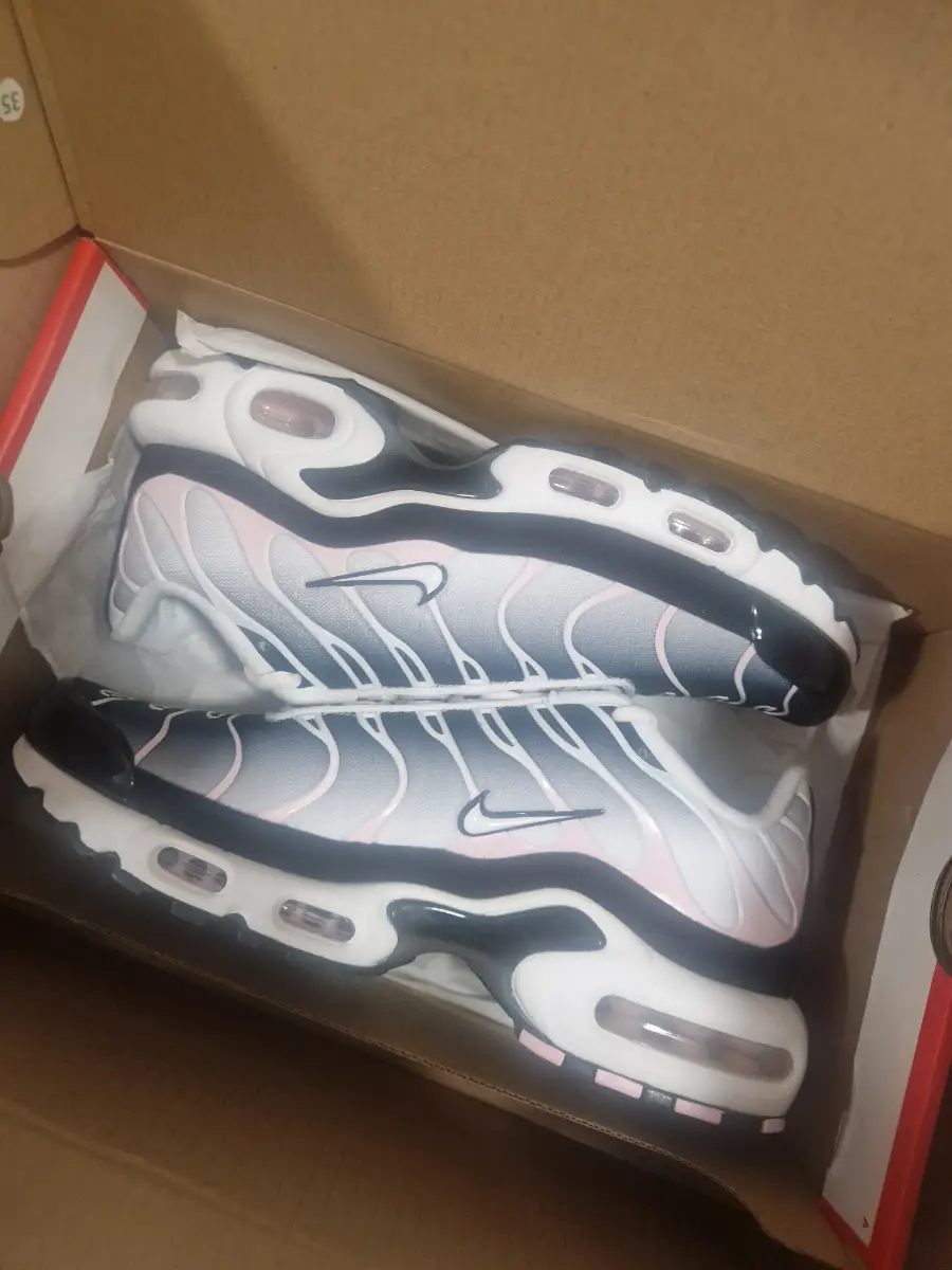 Nike Air Max Tn's Pink Foam Size 7