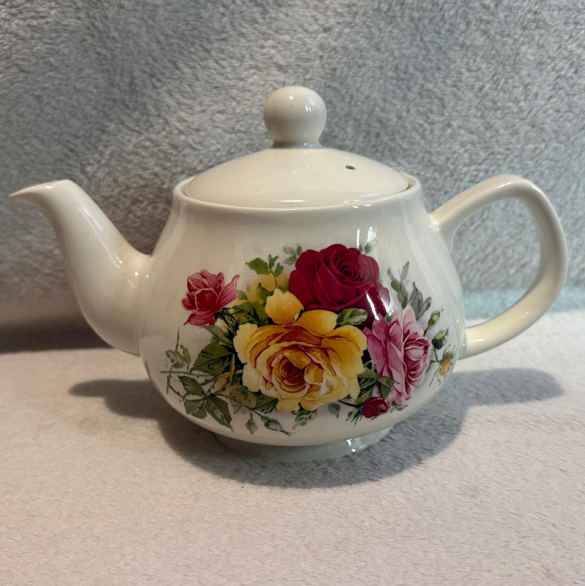 Large Capacity Vintage Price & Kensington "Dover" Teapot - Pink & Red Roses -10”