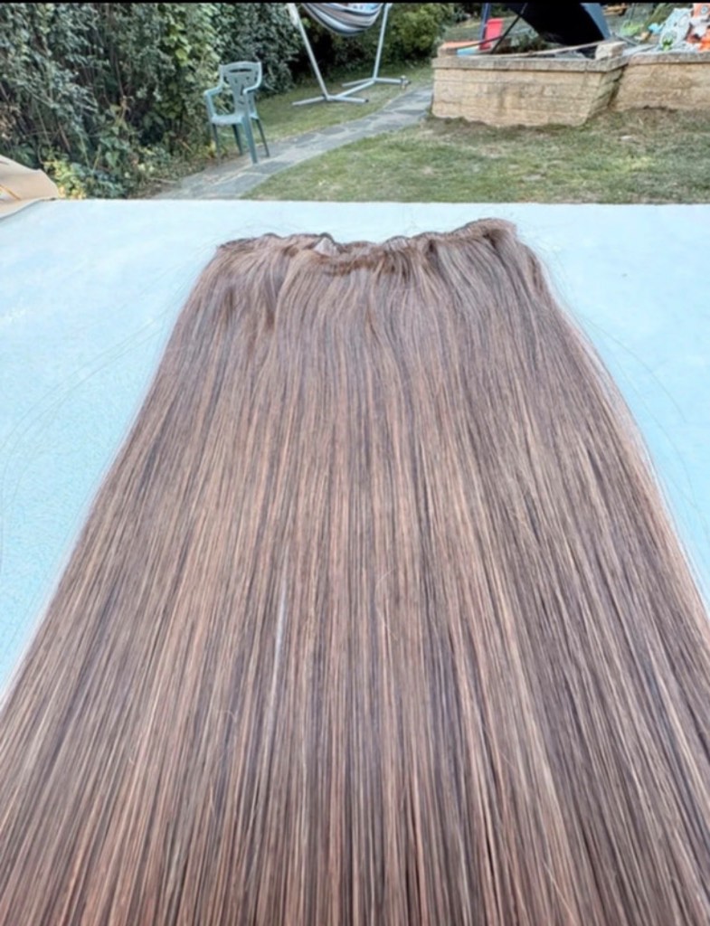 Hair extension brown clip in 24 inch New synthetic