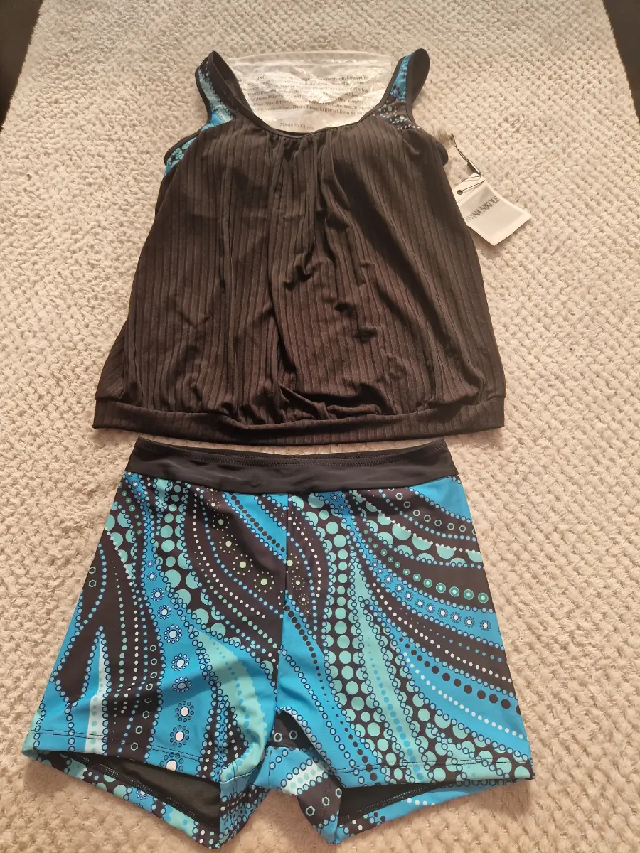 hanna nikole tankini