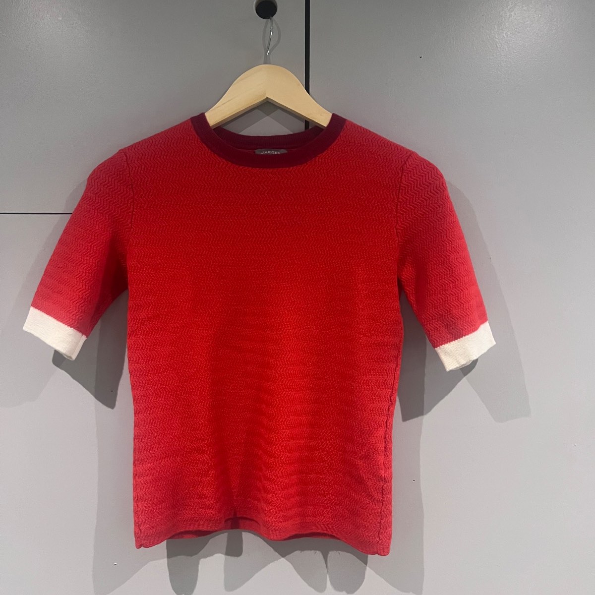 Jaeger Women’s 100% Wool Textured Knit Jumper Red Short Sleeve UK Small